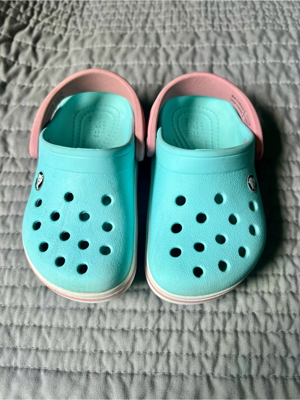 Crocs 7c Slip-On Clogs